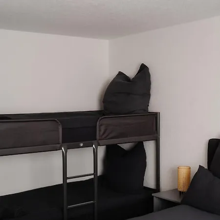 Urban Nest - Schwarzwald Apartment